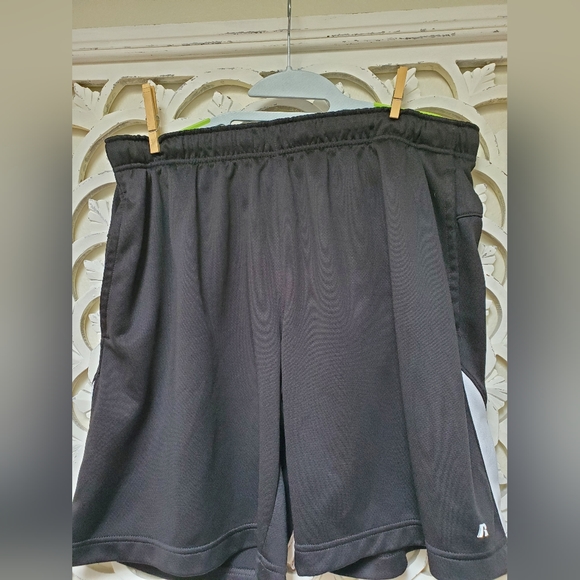 Mens Russell Gray & Black Dri-Power 360 Shorts Bundle of 2 Size XL - Picture 5 of 16
